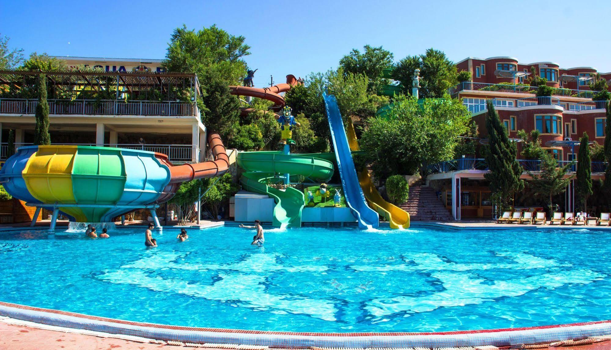 Af Hotel Aqua Park Family Resort Complex Novxani Dış mekan fotoğraf